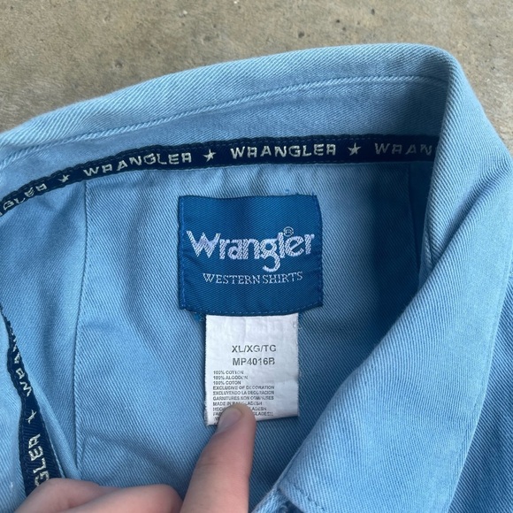 Wrangler Short Sleeve Button Down Shirt Mens XL Light Blue Heavy Cotton Y2K - Picture 3 of 4